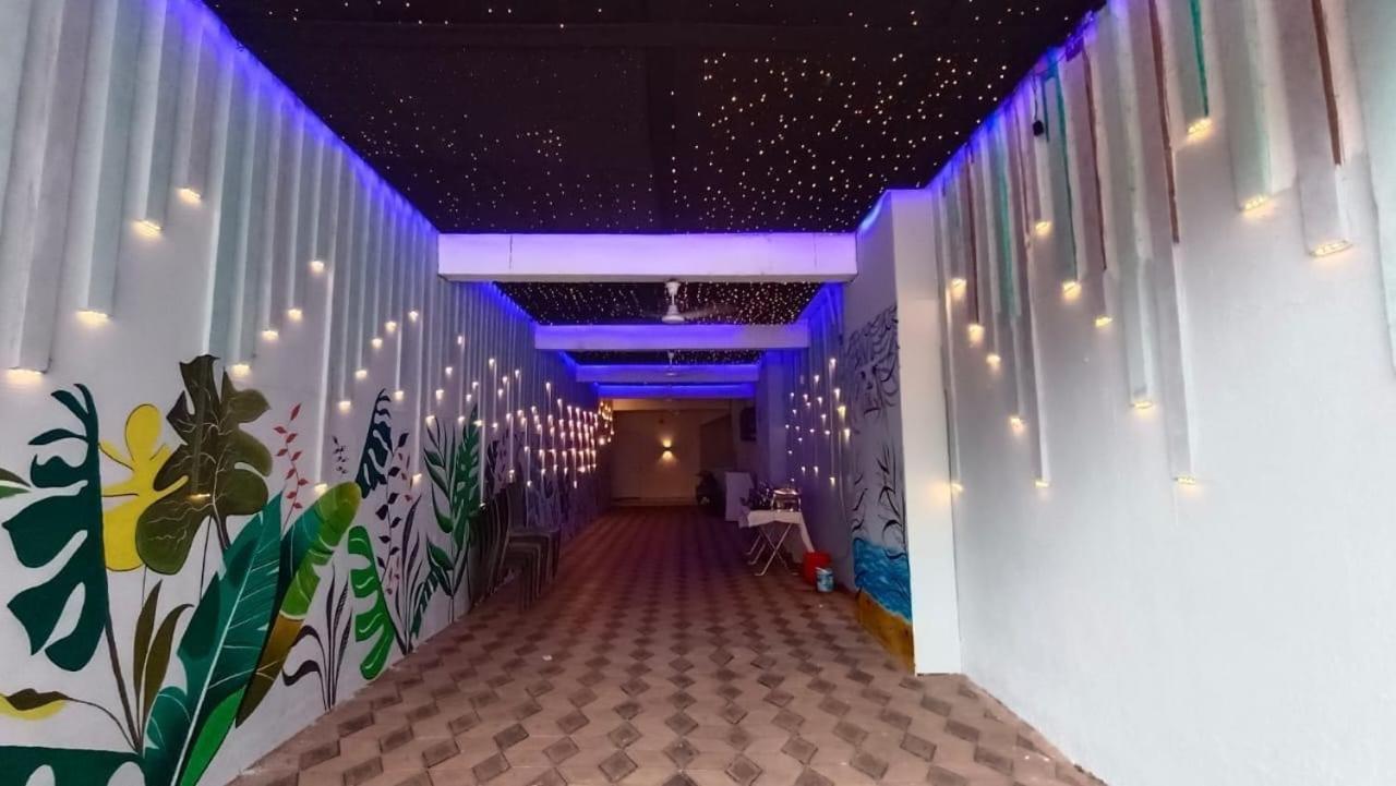 Fabexpress Neo Calangute Beach Resort Bagian luar foto