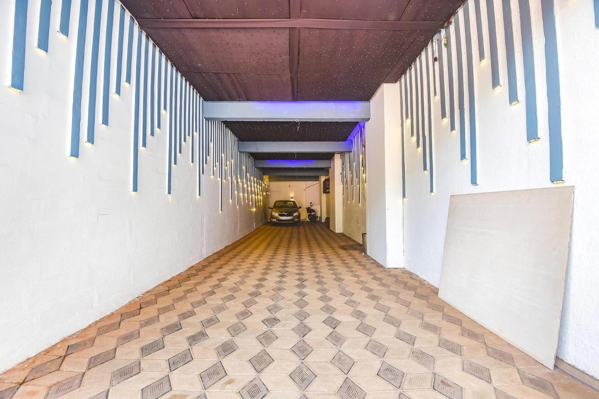 Fabexpress Neo Calangute Beach Resort Bagian luar foto